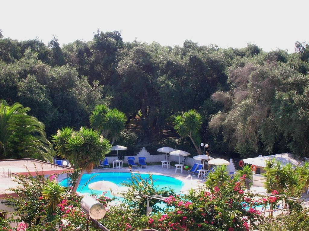 Kalamitsi Beach Camping Village بريفيزا المظهر الخارجي الصورة