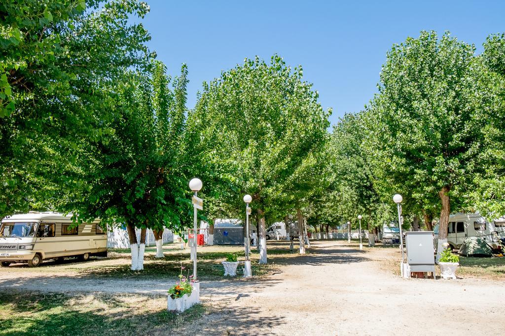 Kalamitsi Beach Camping Village بريفيزا المظهر الخارجي الصورة